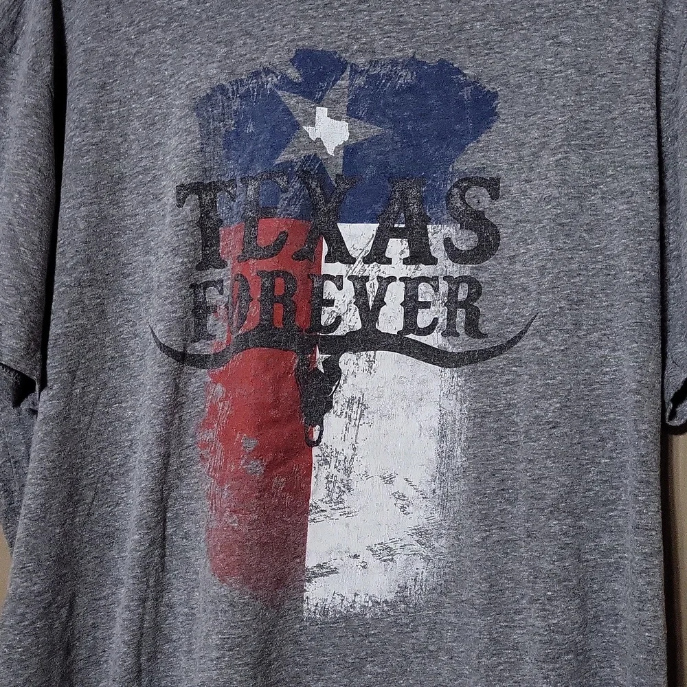 Shirt - Picture 3 of 4